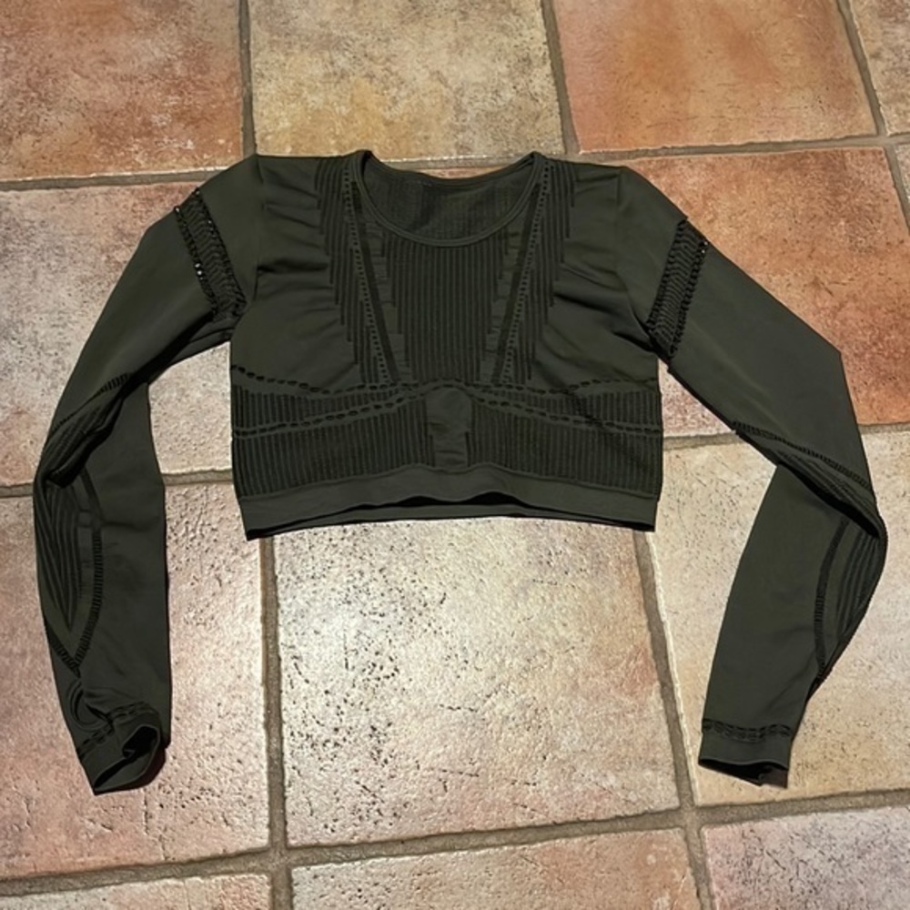 Fabletics seamless laser cut crop top